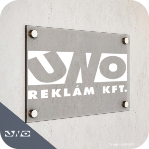 Távtartós plexi táblák